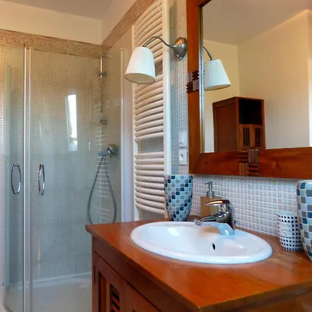 Grand Restaure Avec Climatisation, Ideal Pour Familles - Fr-1-489-392 *