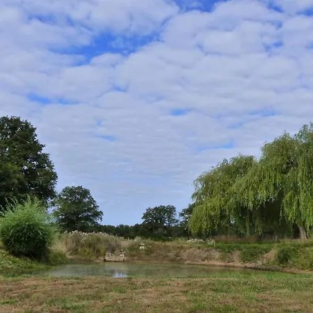 Country house Grand Restaure Avec Climatisation, Ideal Pour Familles - Fr-1-489-392 Lurcy-Levis